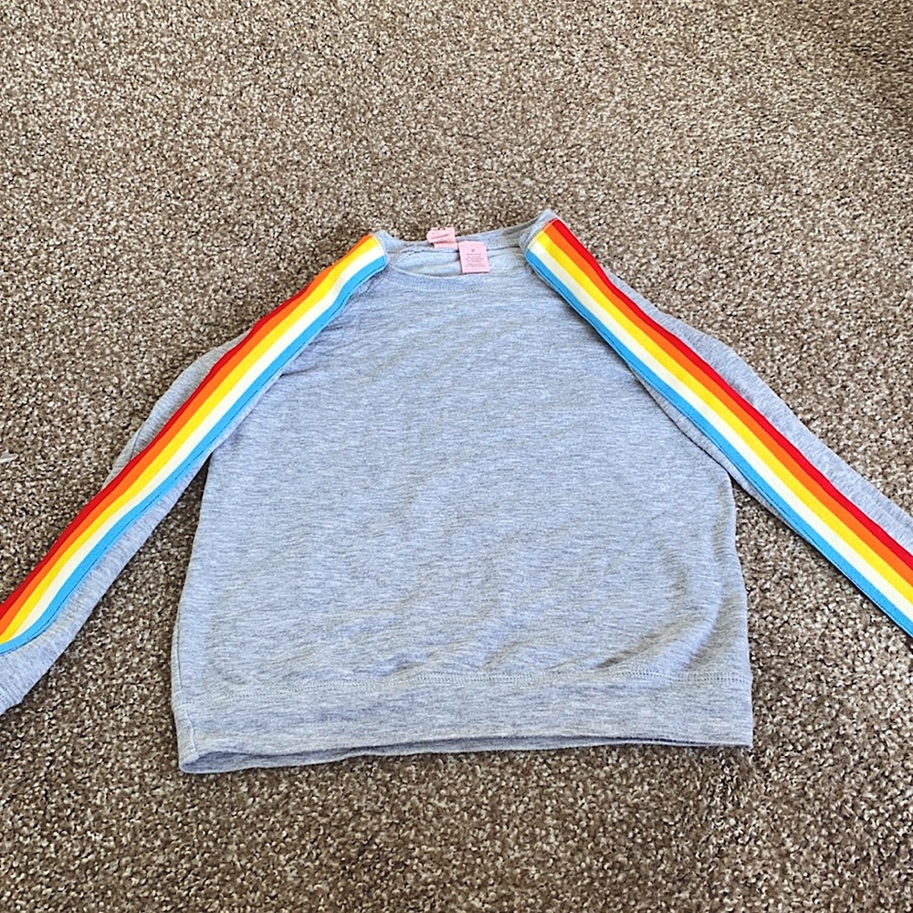 Children gray long sleeve with colors on sleeves!